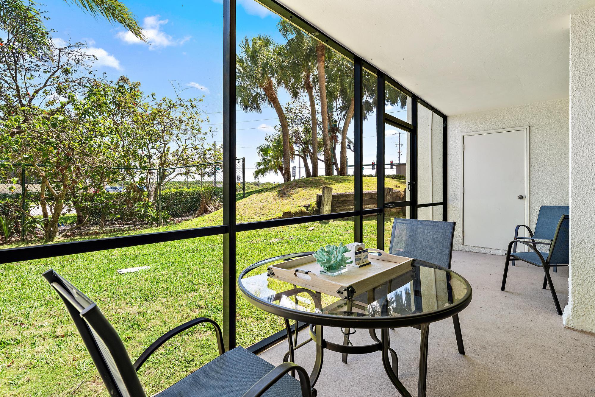 JUPITER OCEAN AND RACQUET CLUB - Residential