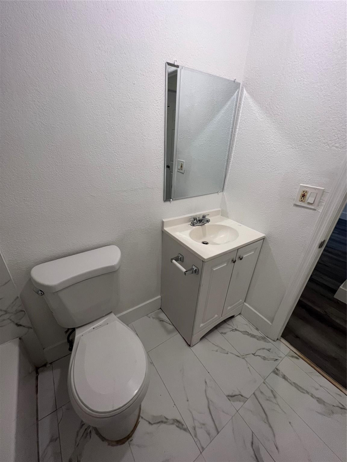 Pompano Terrace 10-11 B - Residential Lease