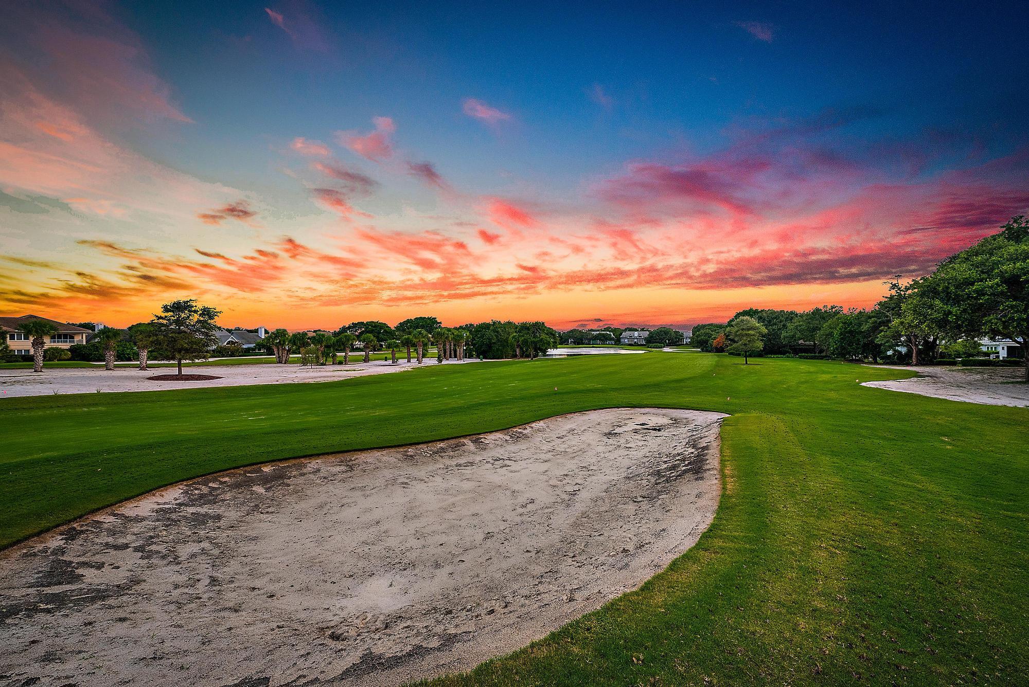 Jupiter Hills Village - Residential