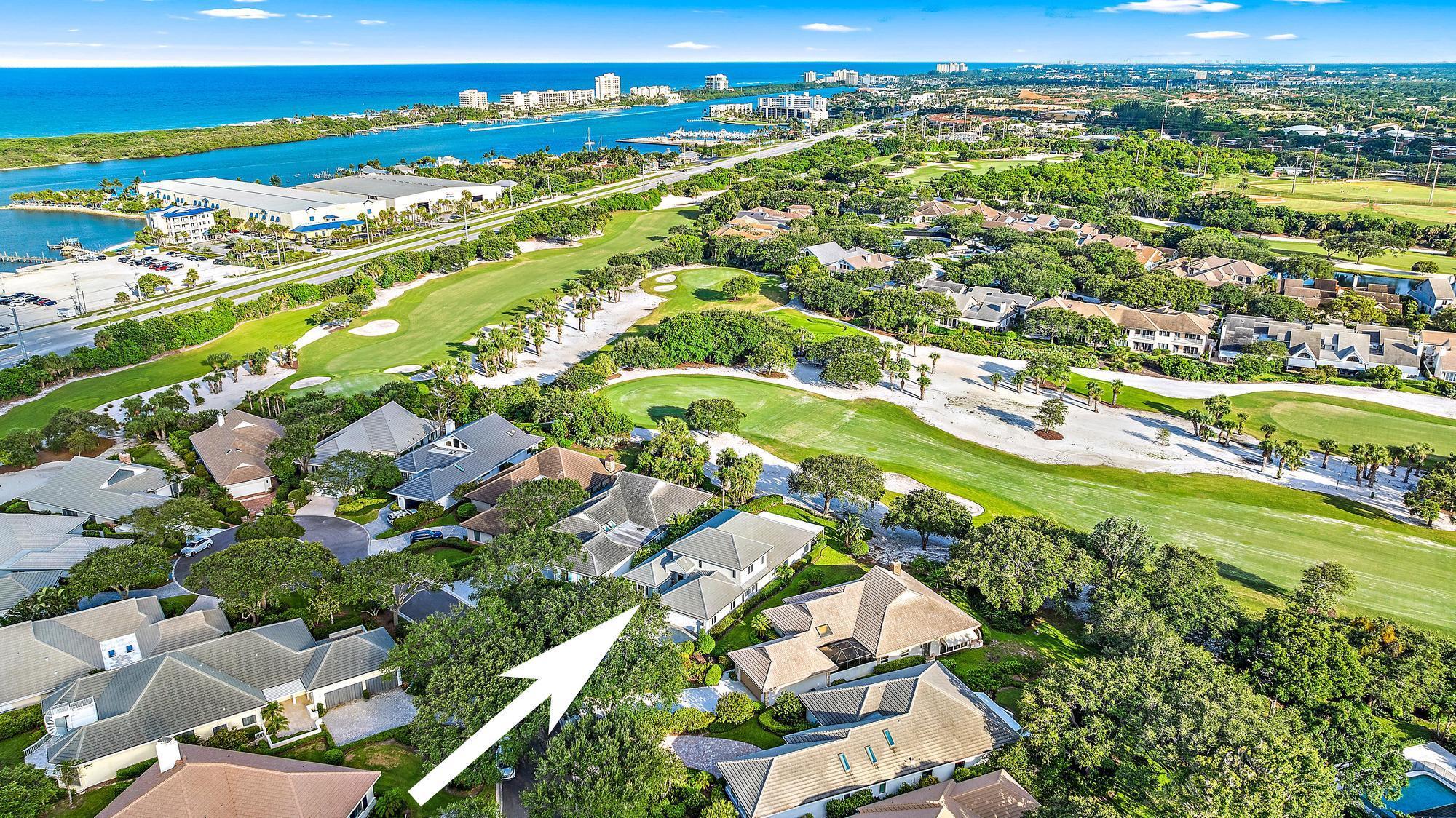 Jupiter Hills Village - Residential