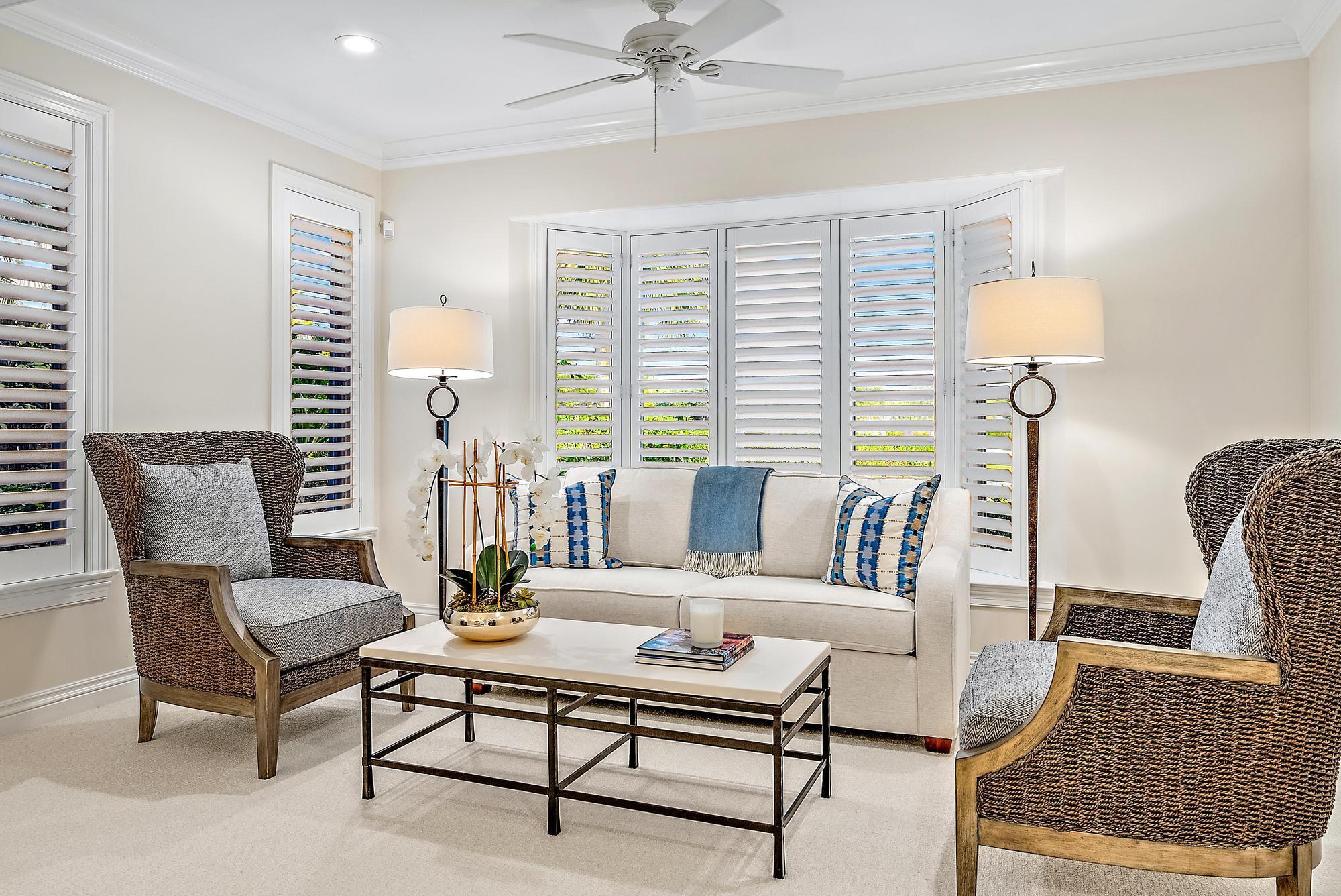 Jupiter Hills Village - Residential