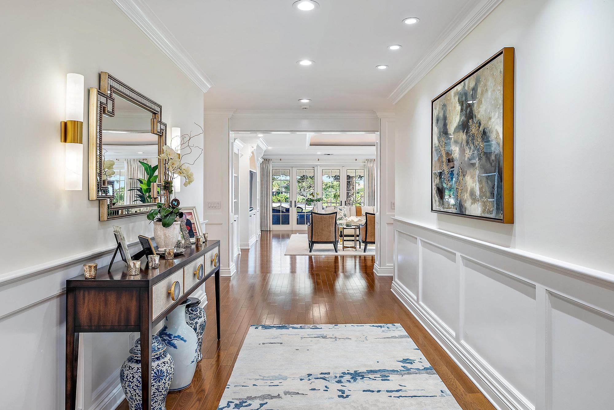 Jupiter Hills Village - Residential