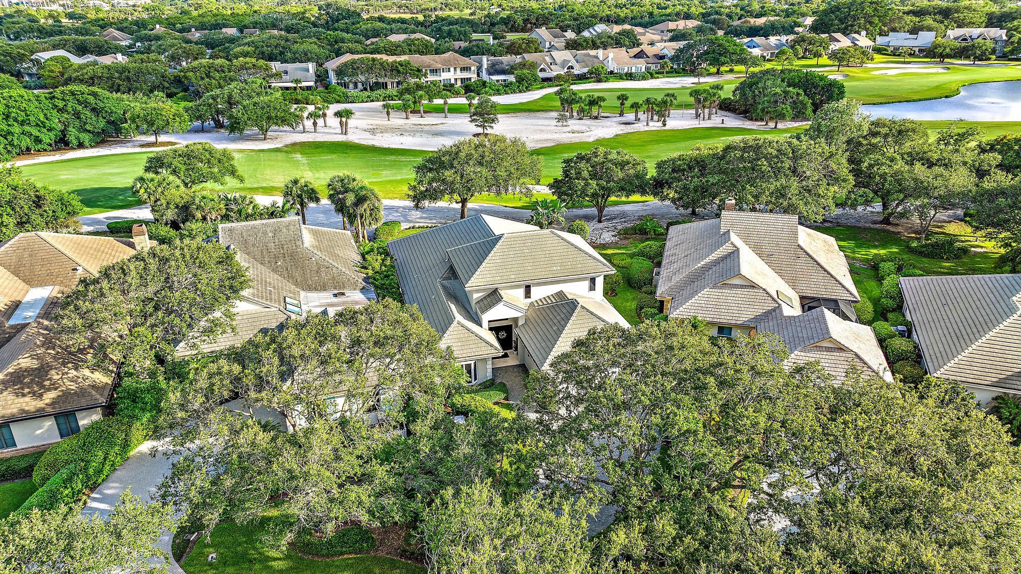Jupiter Hills Village - Residential