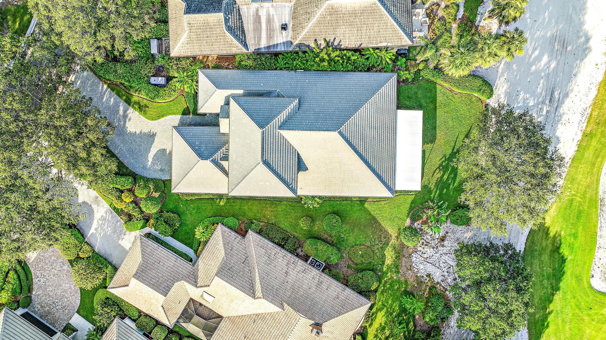 Jupiter Hills Village - Residential