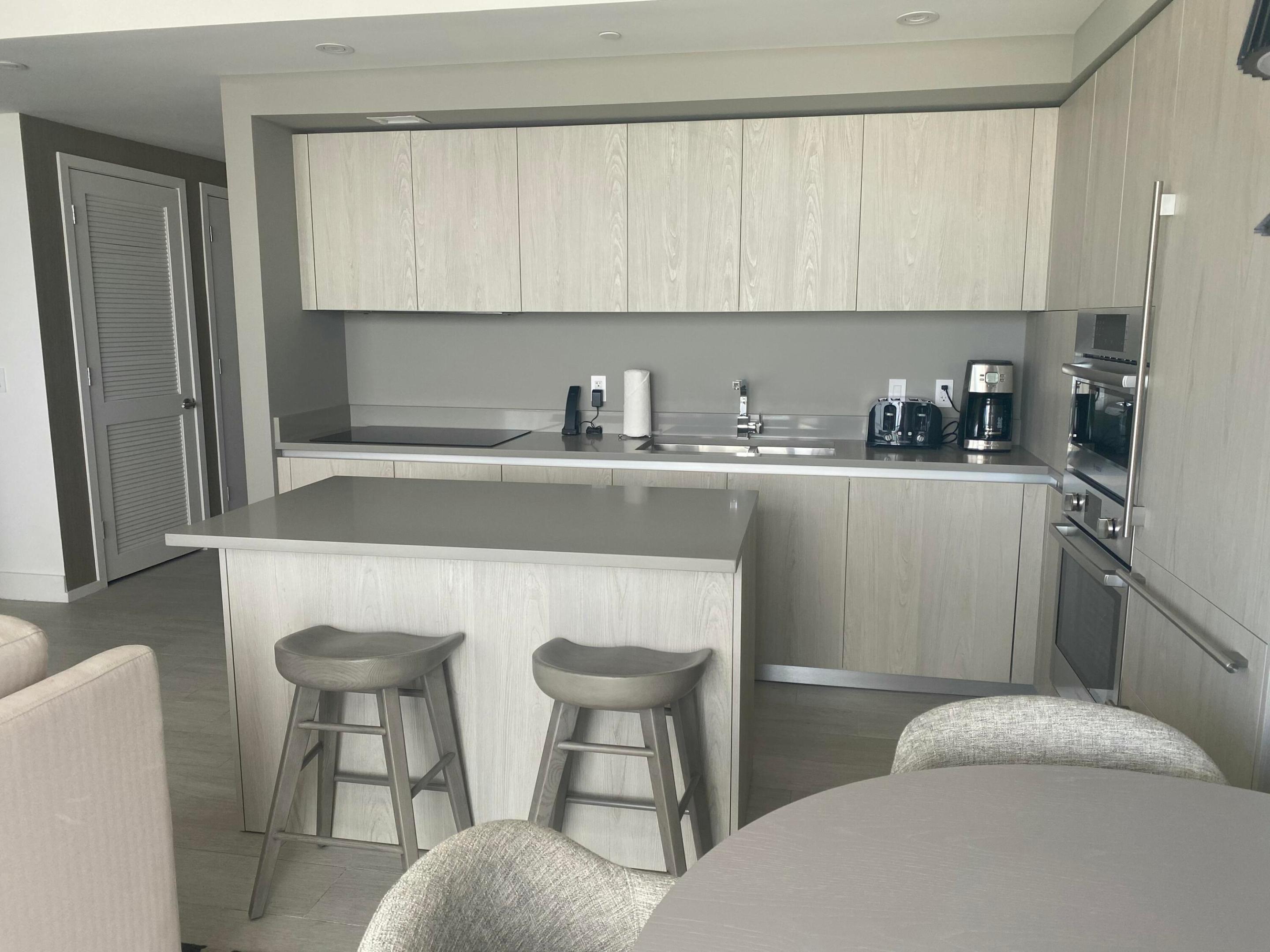 4010 S Ocean Drive R2104