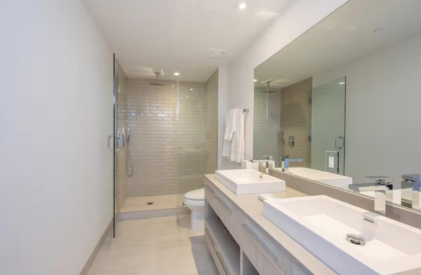 4010 S Ocean Drive R2104