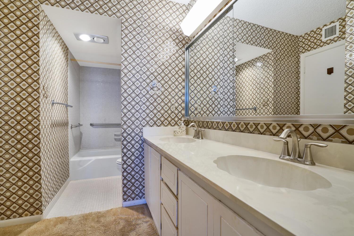 Eastpointe I - Residential Lease