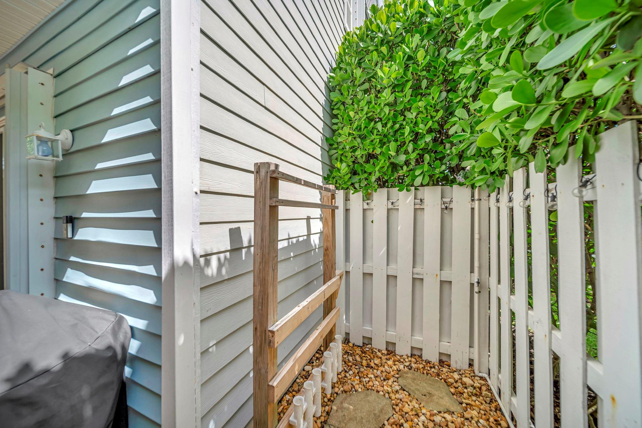 Sun Harbour Townhomes - Residential