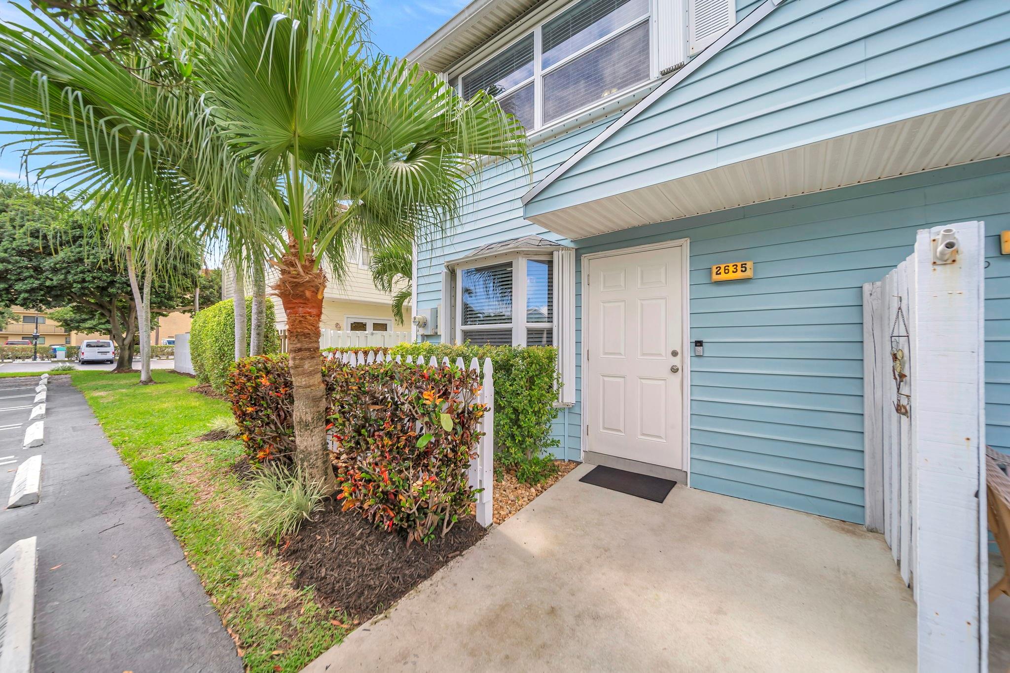 Sun Harbour Townhomes - Residential