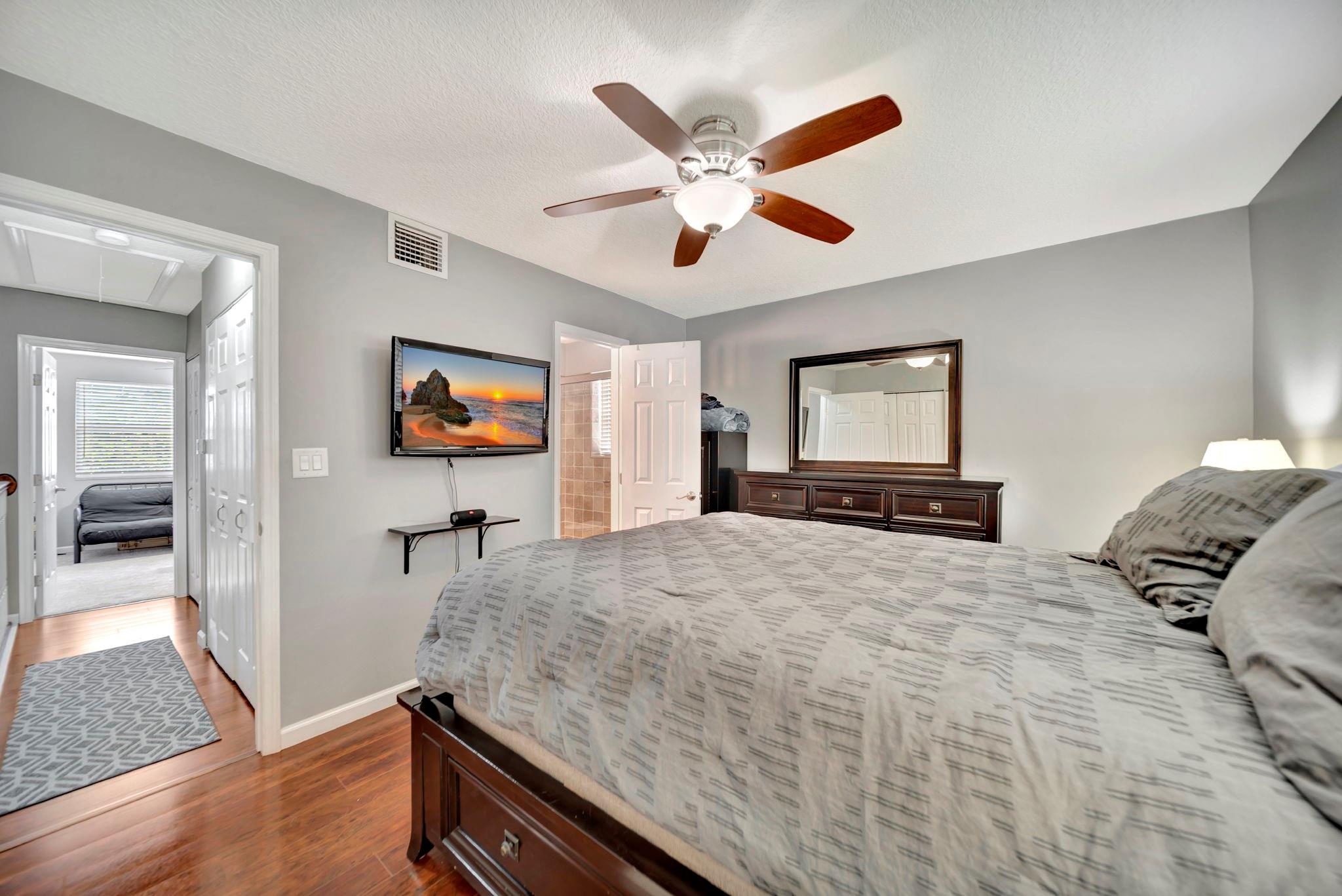 Sun Harbour Townhomes - Residential