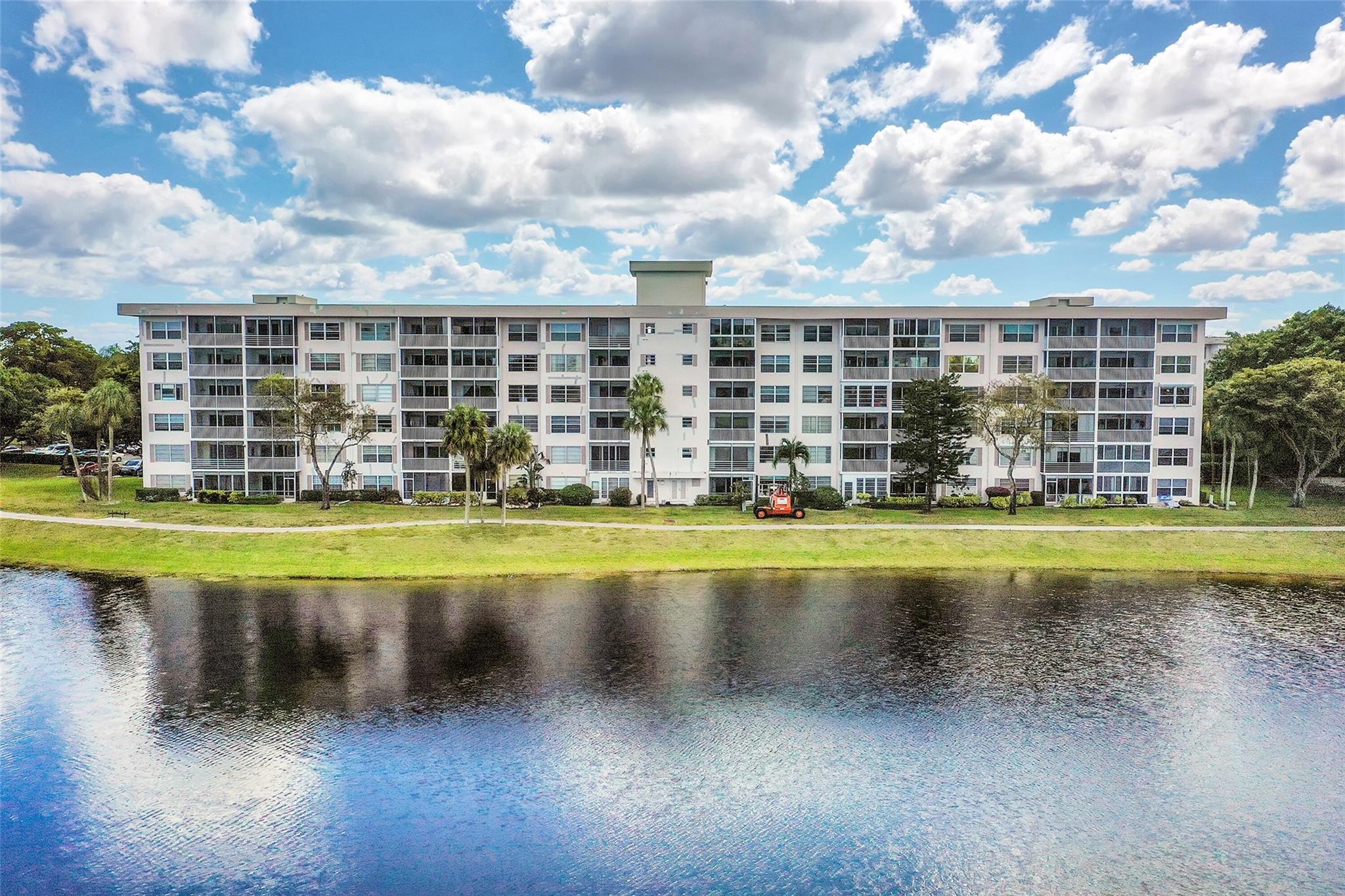 Palm Aire - Residential
