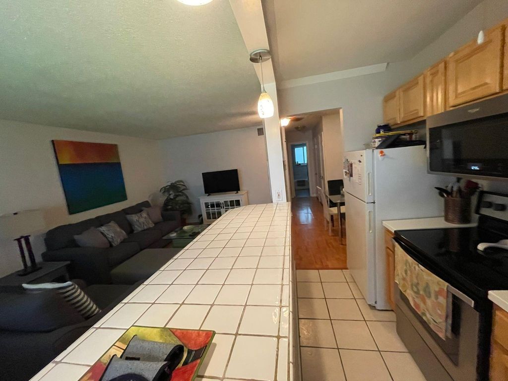 Photo of 2110 NE 39th Street #7A, Fort Lauderdale, FL 33308 (MLS # F10554020)