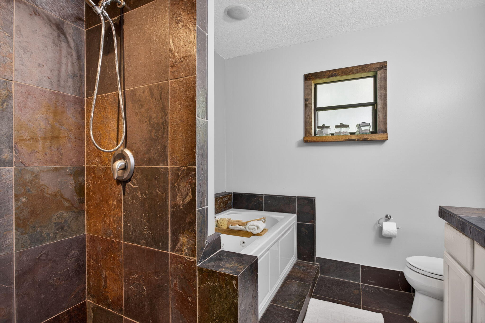 CROSSINGS - Residential