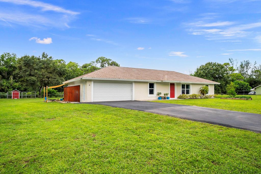 Photo of 17122 43rd Road N, The Acreage, FL 33470 (MLS # R11010313)