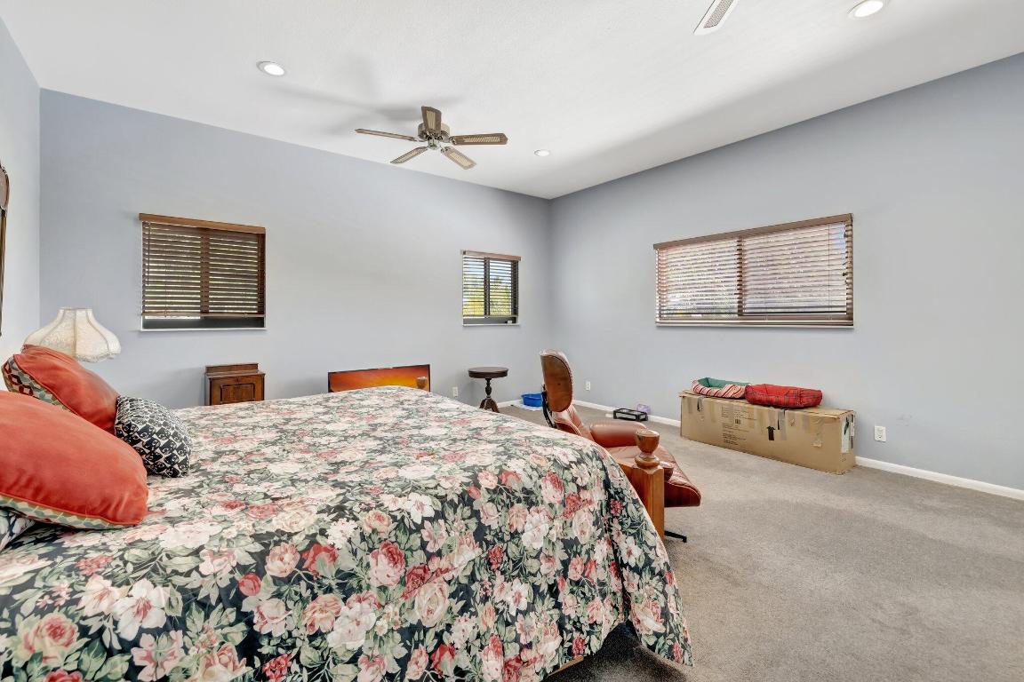 SOUTH CORAL POINT - Residential