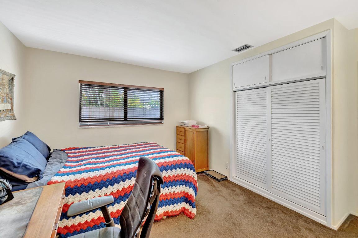 SOUTH CORAL POINT - Residential