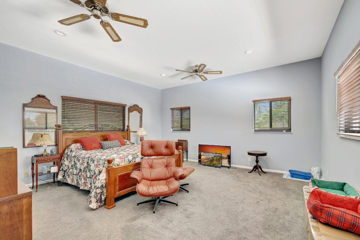 SOUTH CORAL POINT - Residential