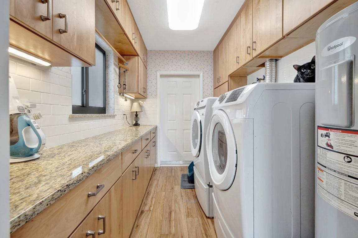 SOUTH CORAL POINT - Residential