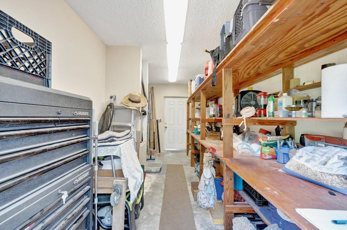 SOUTH CORAL POINT - Residential