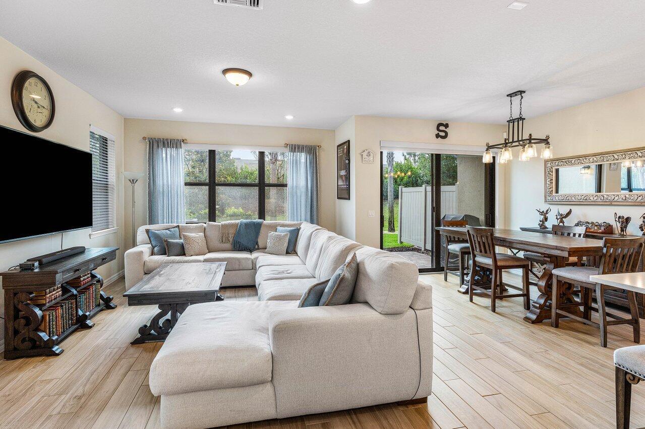 Properties 4858 Blistering Way