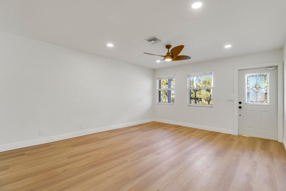 JUPITER RIDGE - Residential