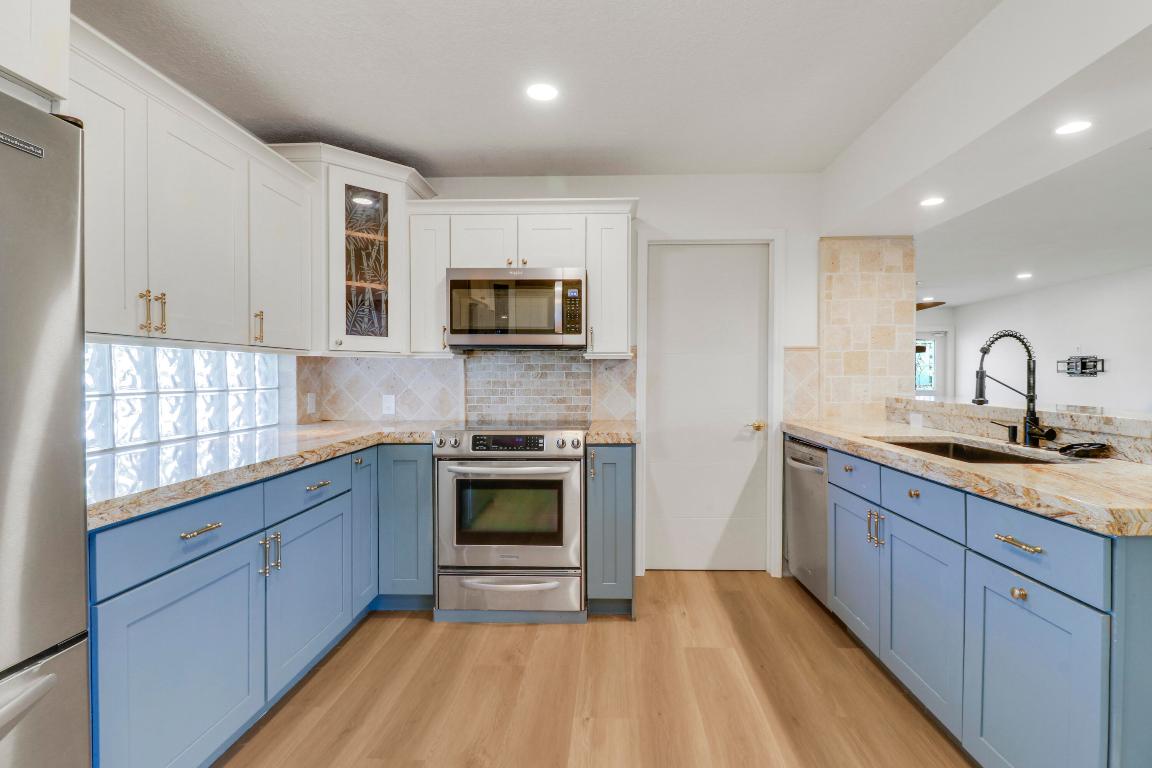 JUPITER RIDGE - Residential