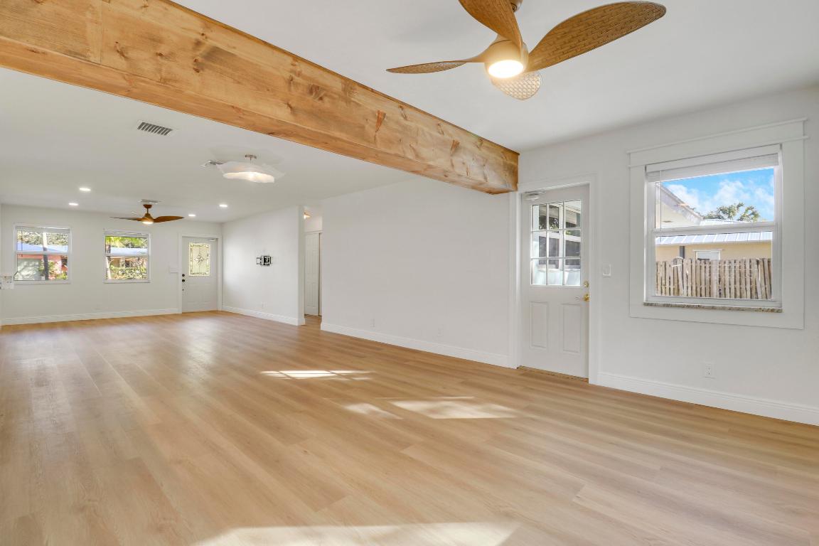 JUPITER RIDGE - Residential