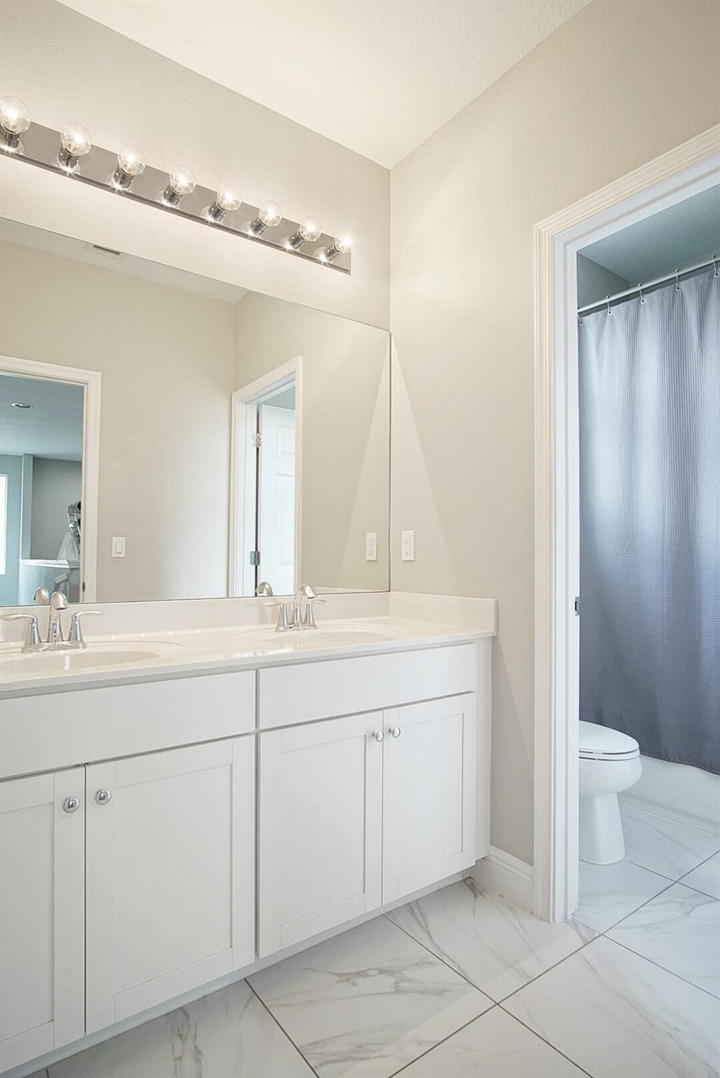 VIZCAYA FALLS PLAT 2 - Residential