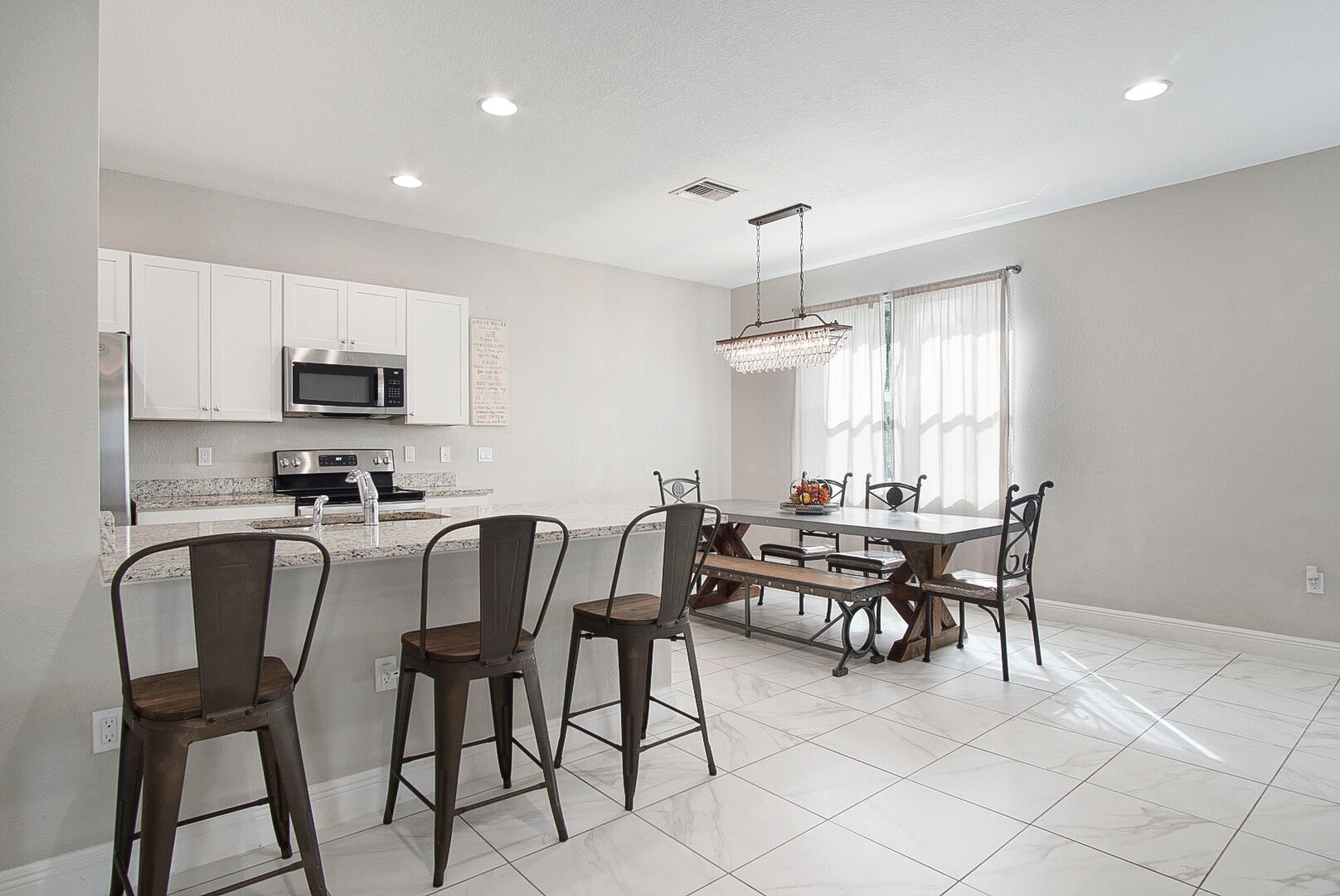 1962 NW Cataluna Circle