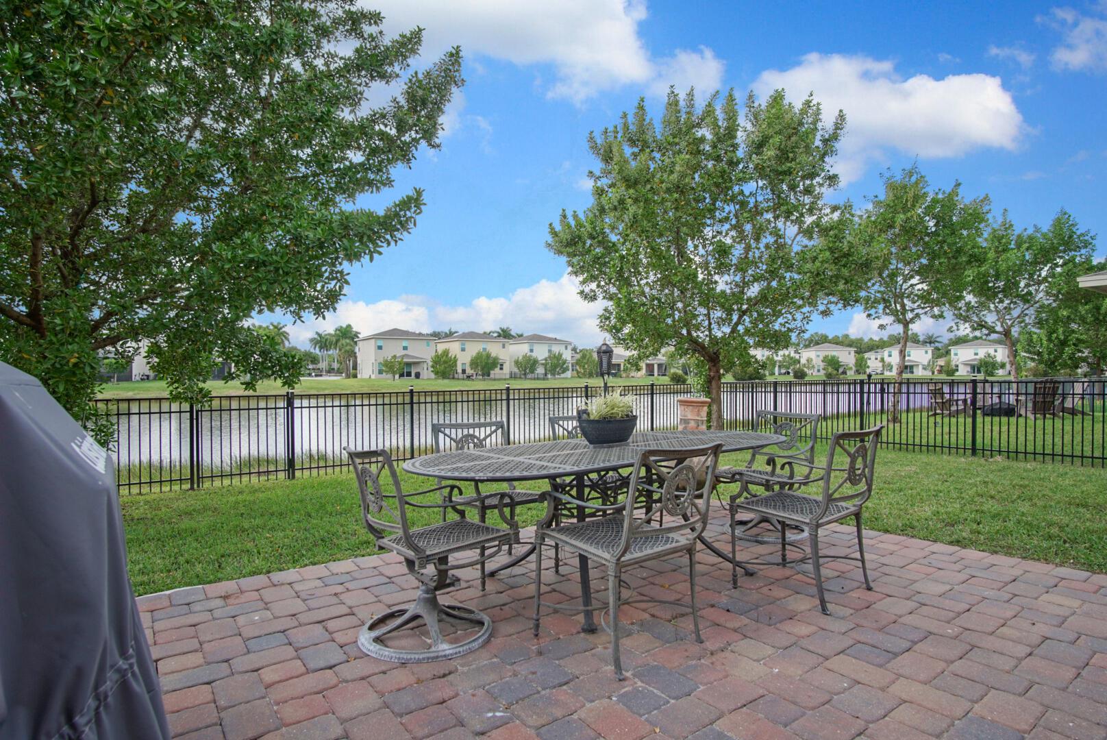 VIZCAYA FALLS PLAT 2 - Residential