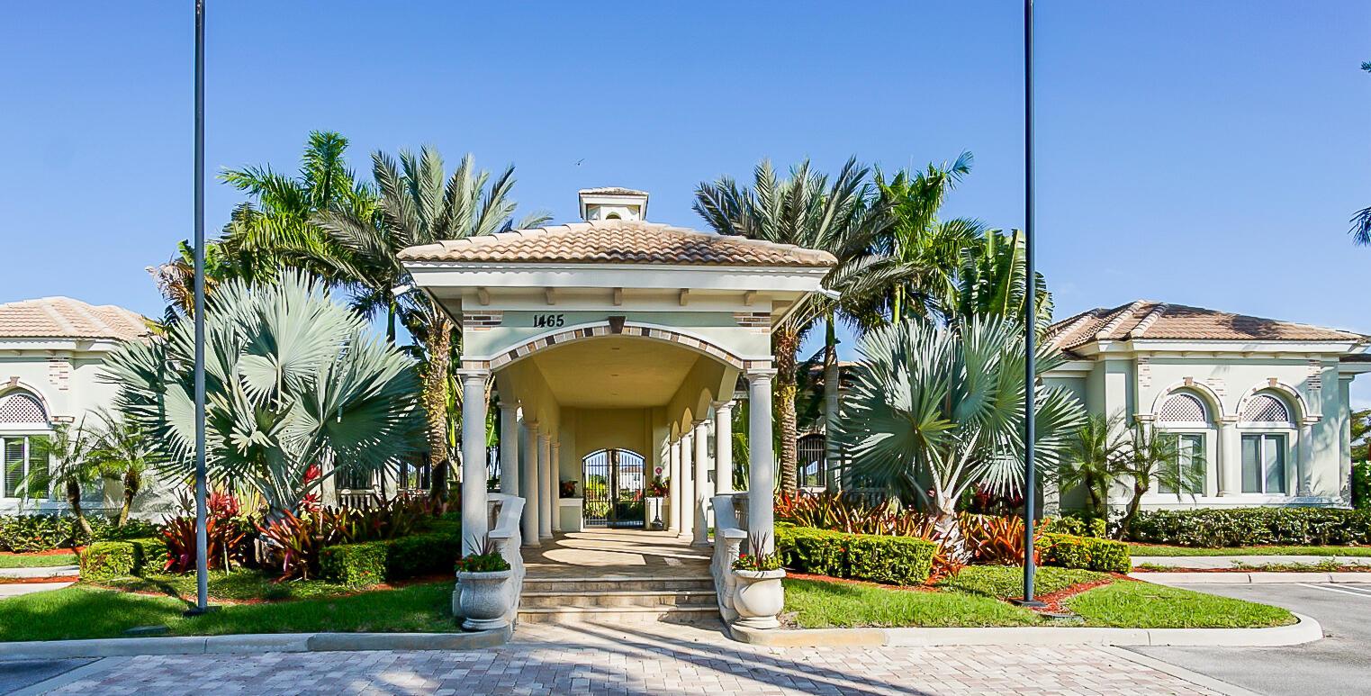 VIZCAYA FALLS PLAT 2 - Residential