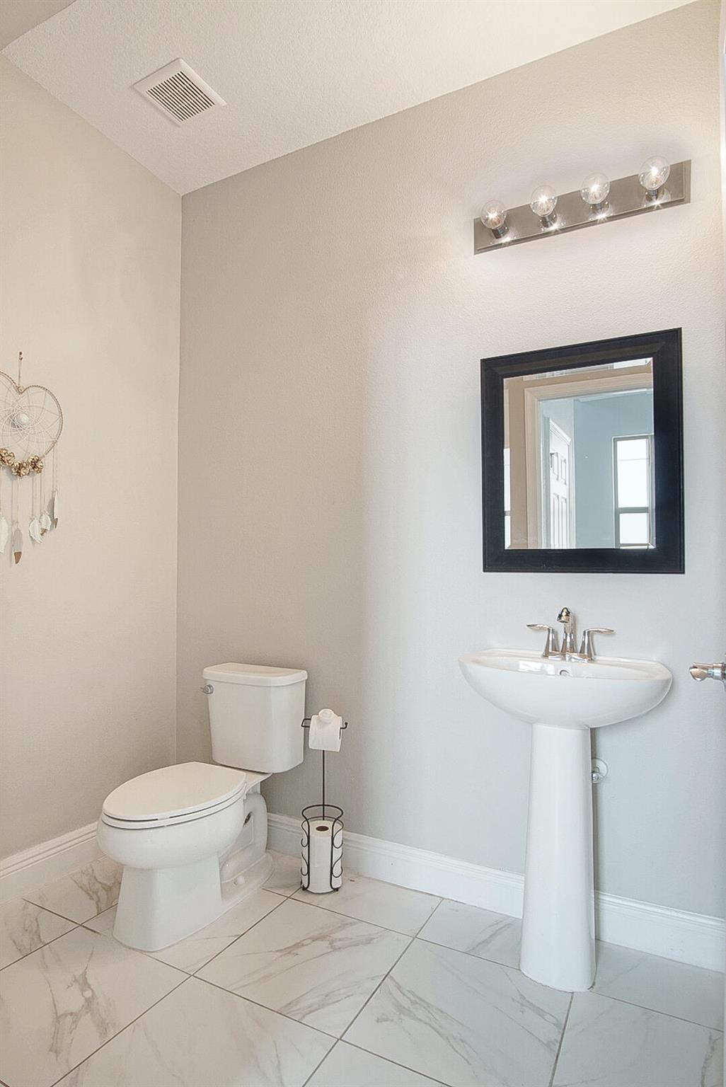 VIZCAYA FALLS PLAT 2 - Residential