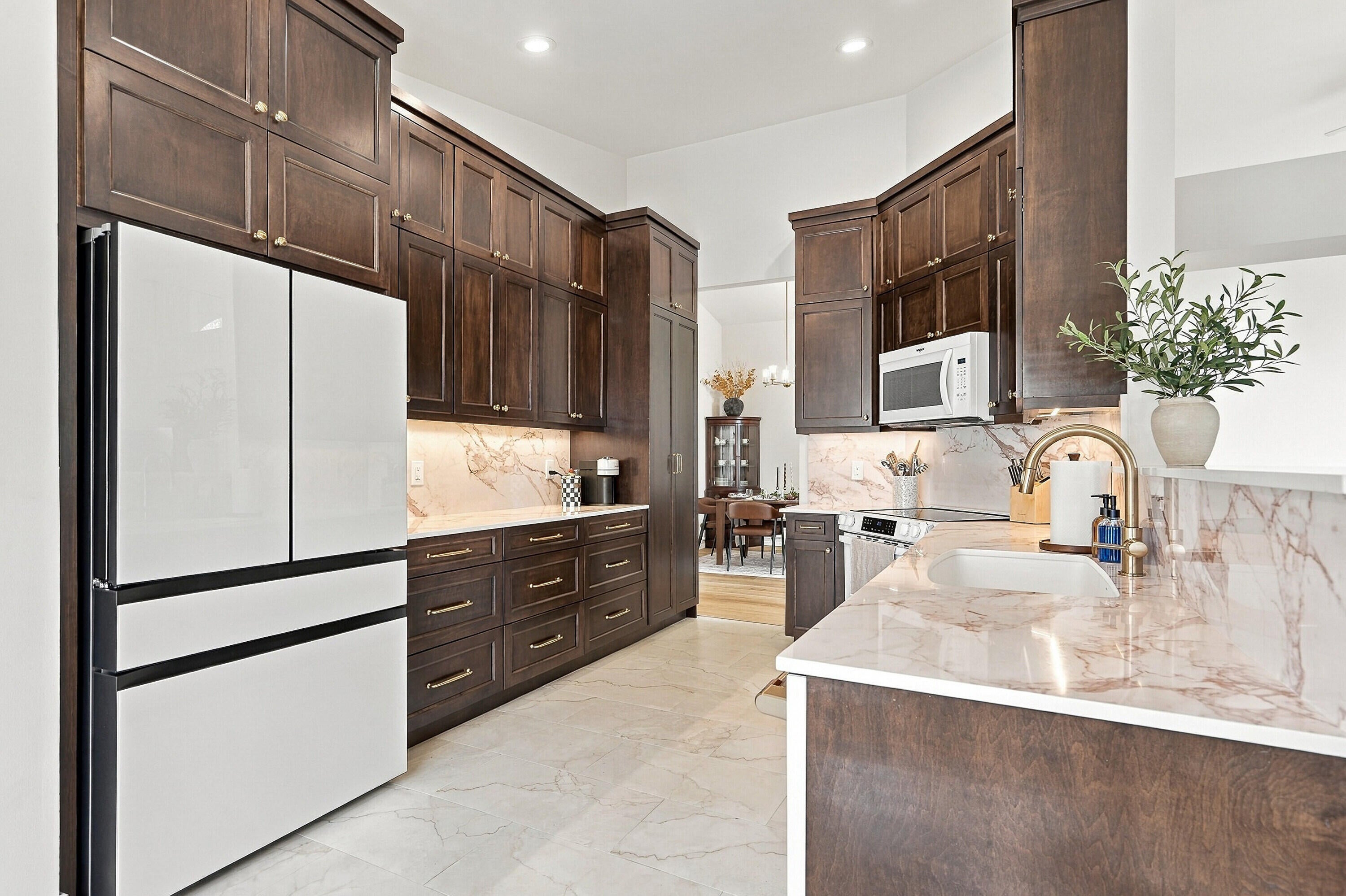 4969 BROADSTONE Circle