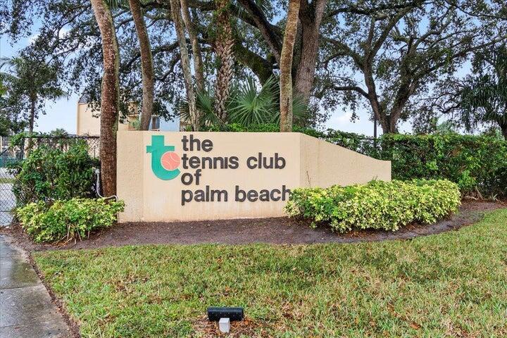 2828 Tennis Club Drive 207