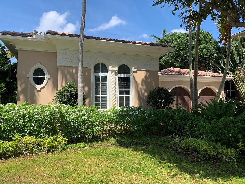 Photo of 11209 Orange Hibiscus Lane, Palm Beach Gardens, FL 33418 (MLS # R10704569)