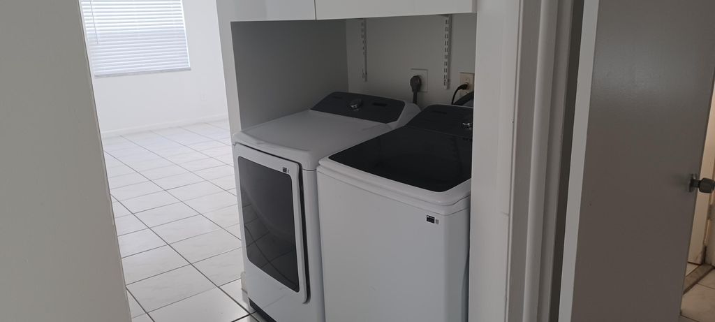 Photo of 5812 Polk Street, Hollywood, FL 33021 (MLS # B26003871)