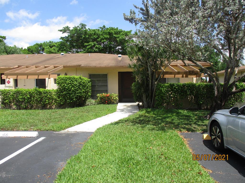 Photo of 5750 Princess Palm Court #C, Delray Beach, FL 33484 (MLS # R10714392)