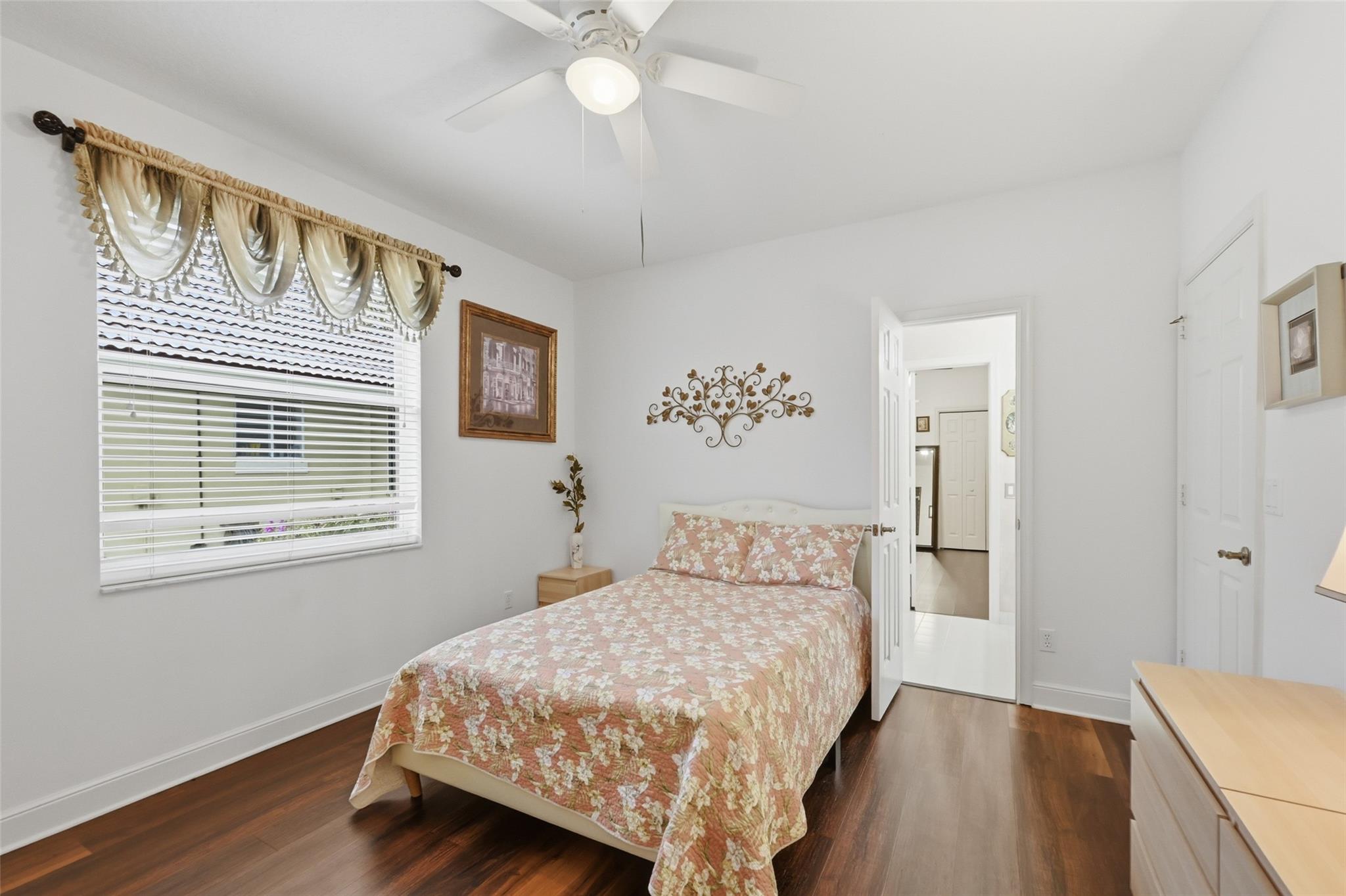 The Isles 145-36 B - Residential