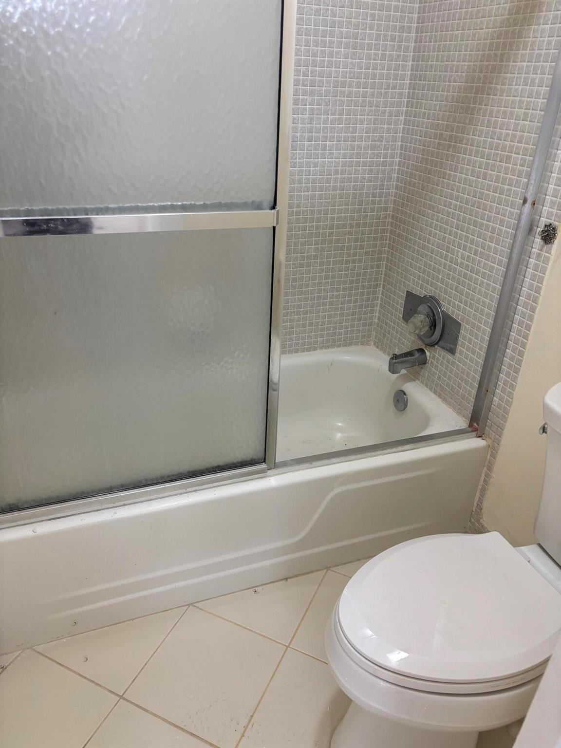 BOCA LAKES CONDO - Residential