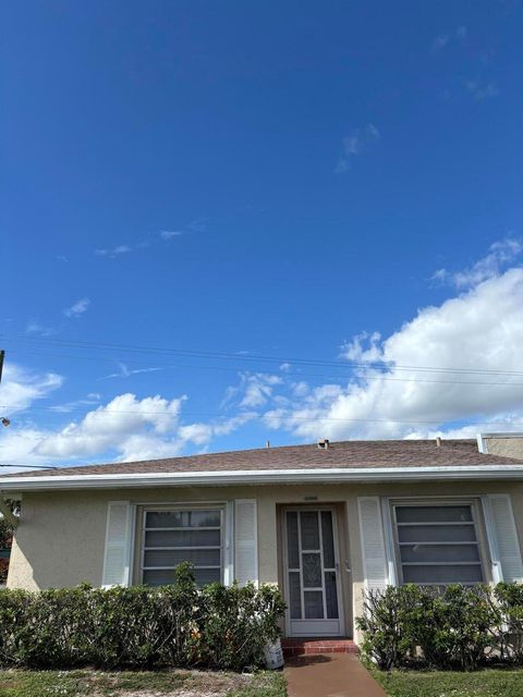 20866 Vinesta Circle Boca Raton FL 33433