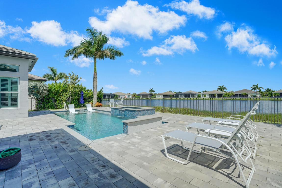 VALENCIA SOUND - Residential