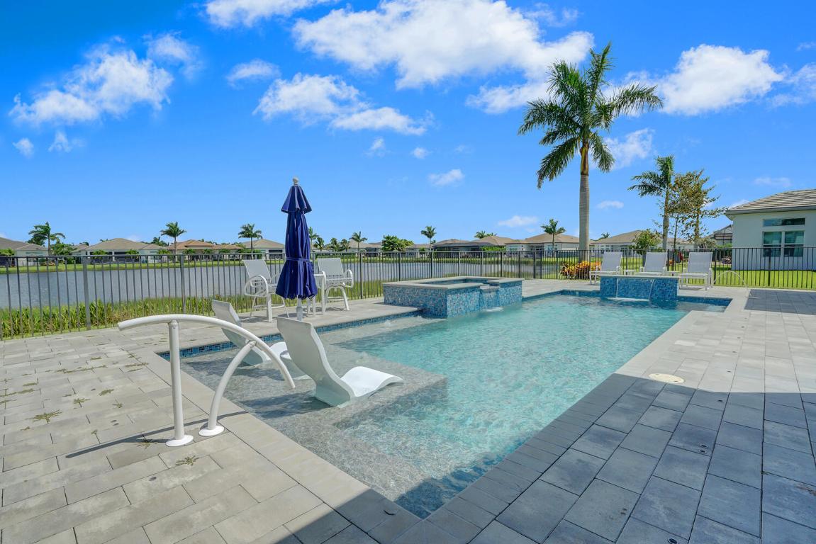 VALENCIA SOUND - Residential