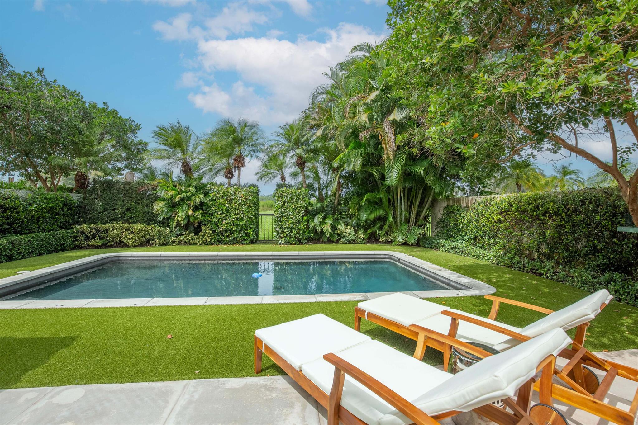 WINDSOR WAY 1 - Residential Lease