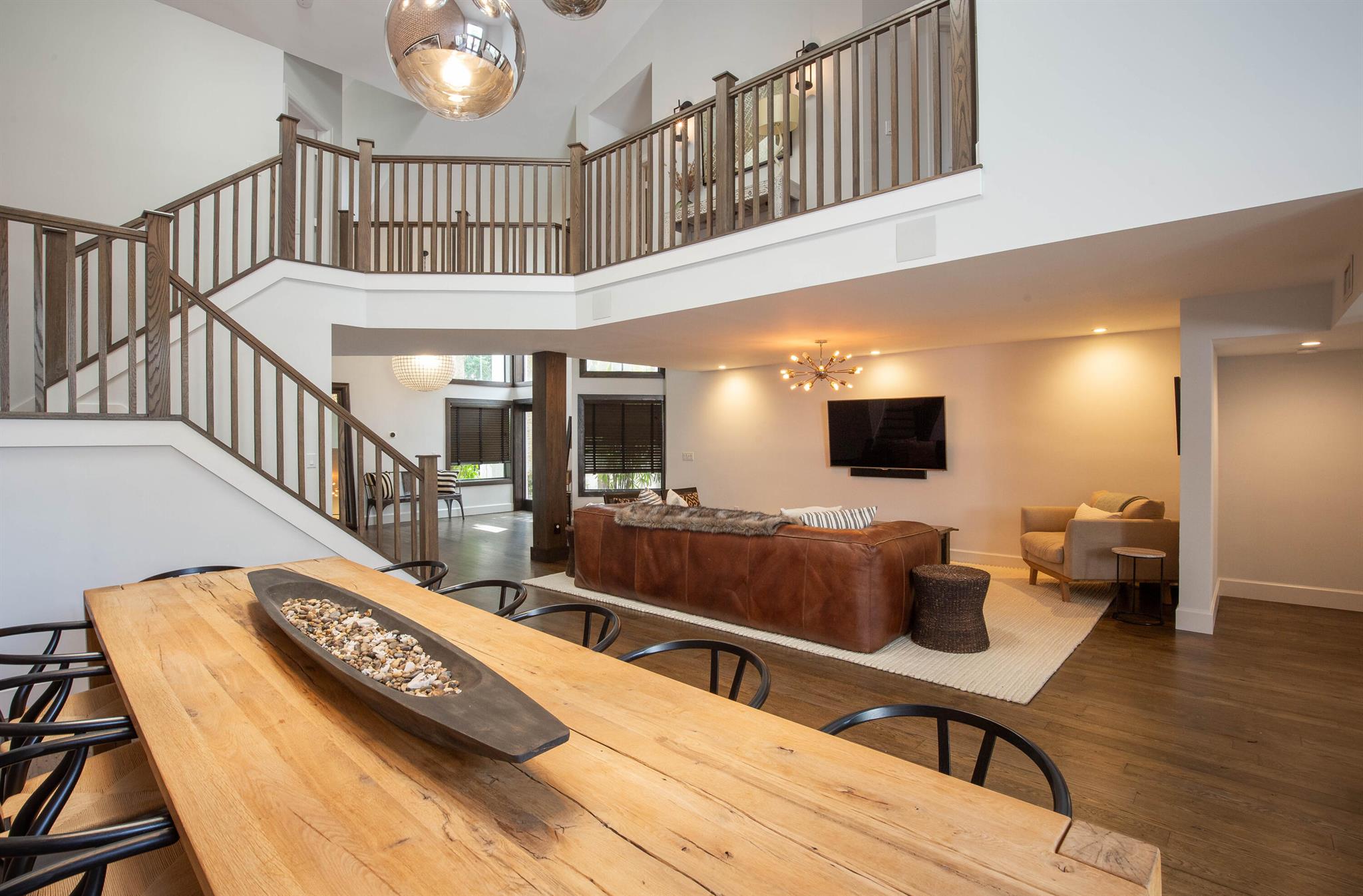 WINDSOR WAY 1 - Residential Lease