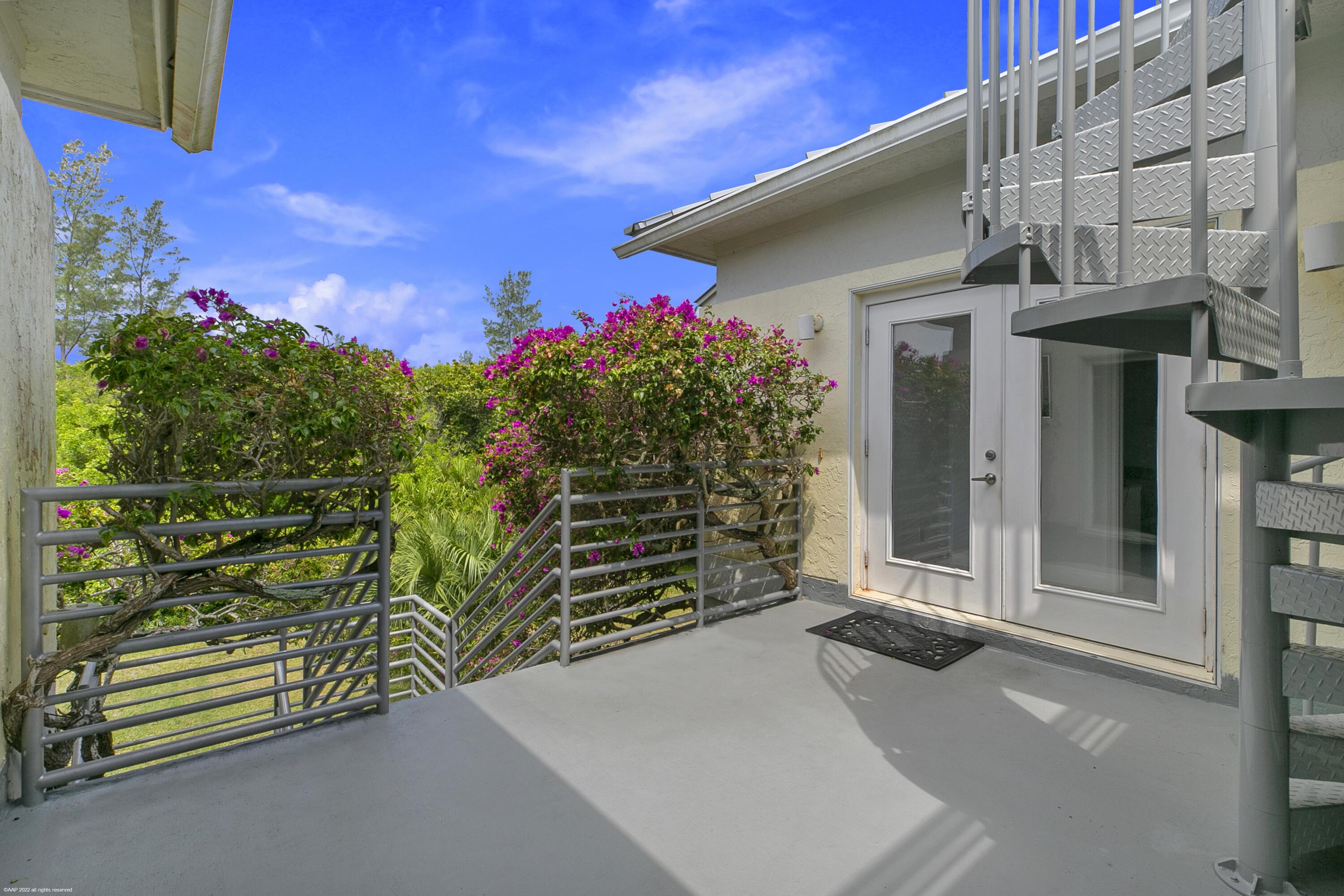 JUPITER ISLAND - Residential