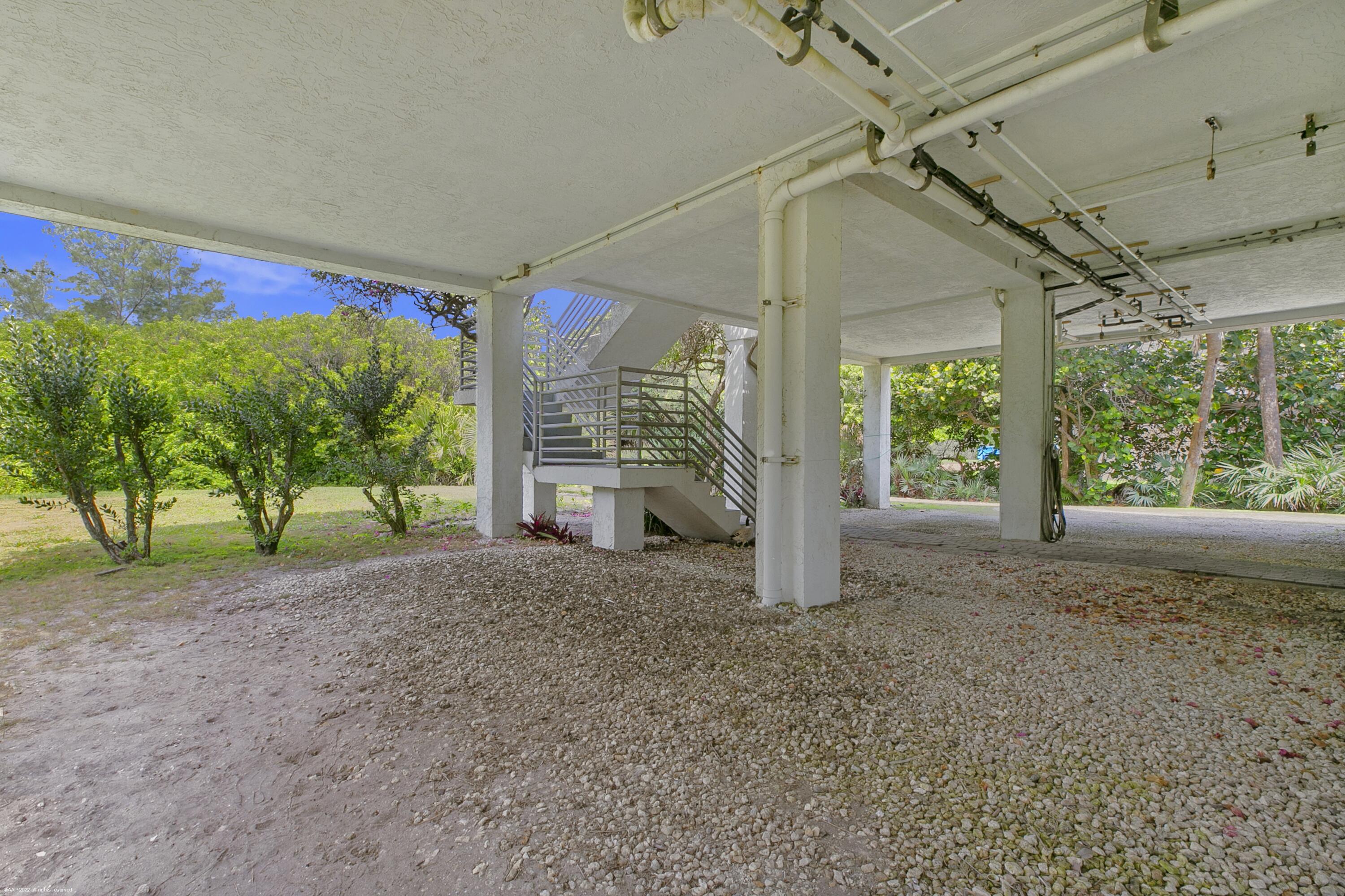 JUPITER ISLAND - Residential