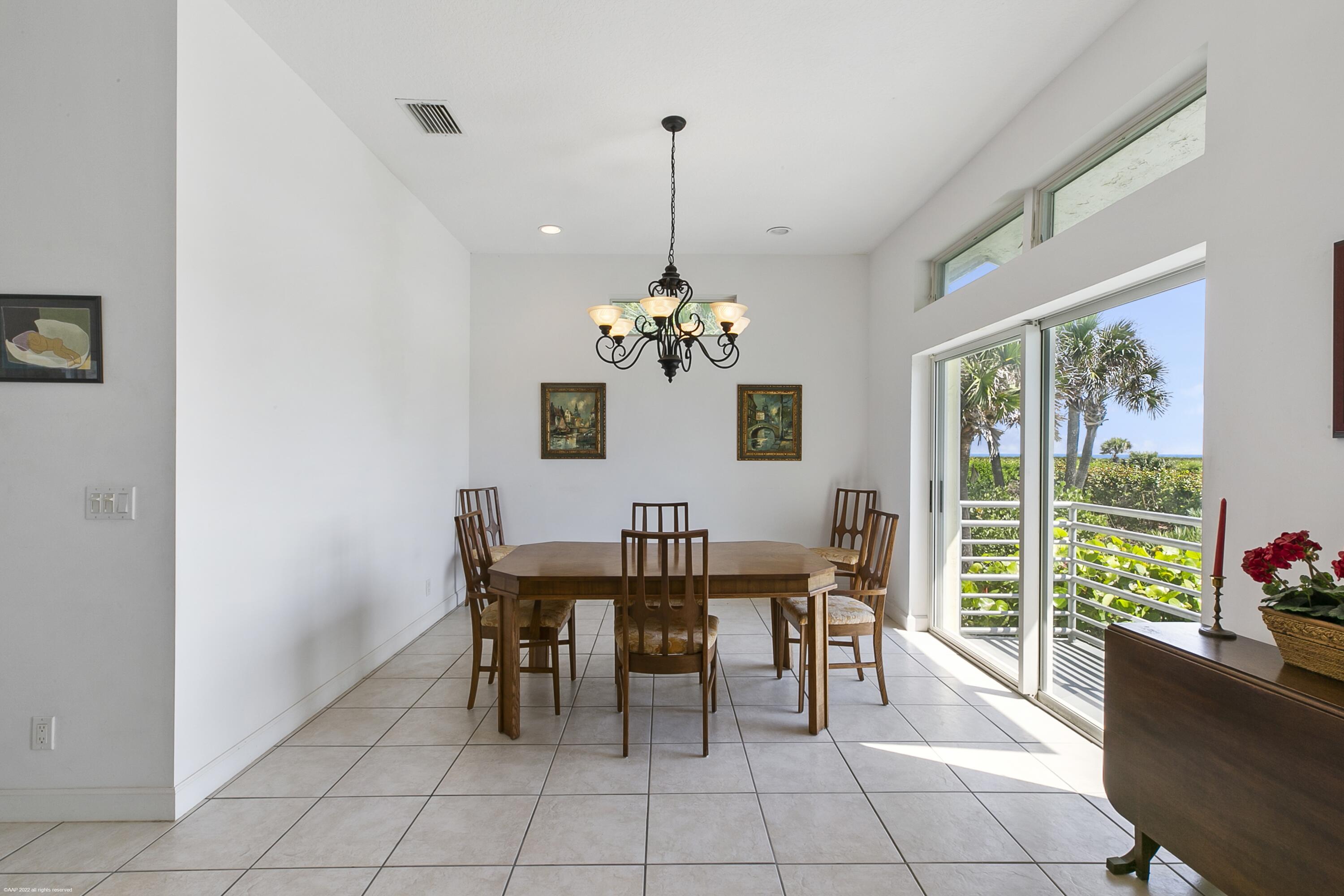 JUPITER ISLAND - Residential