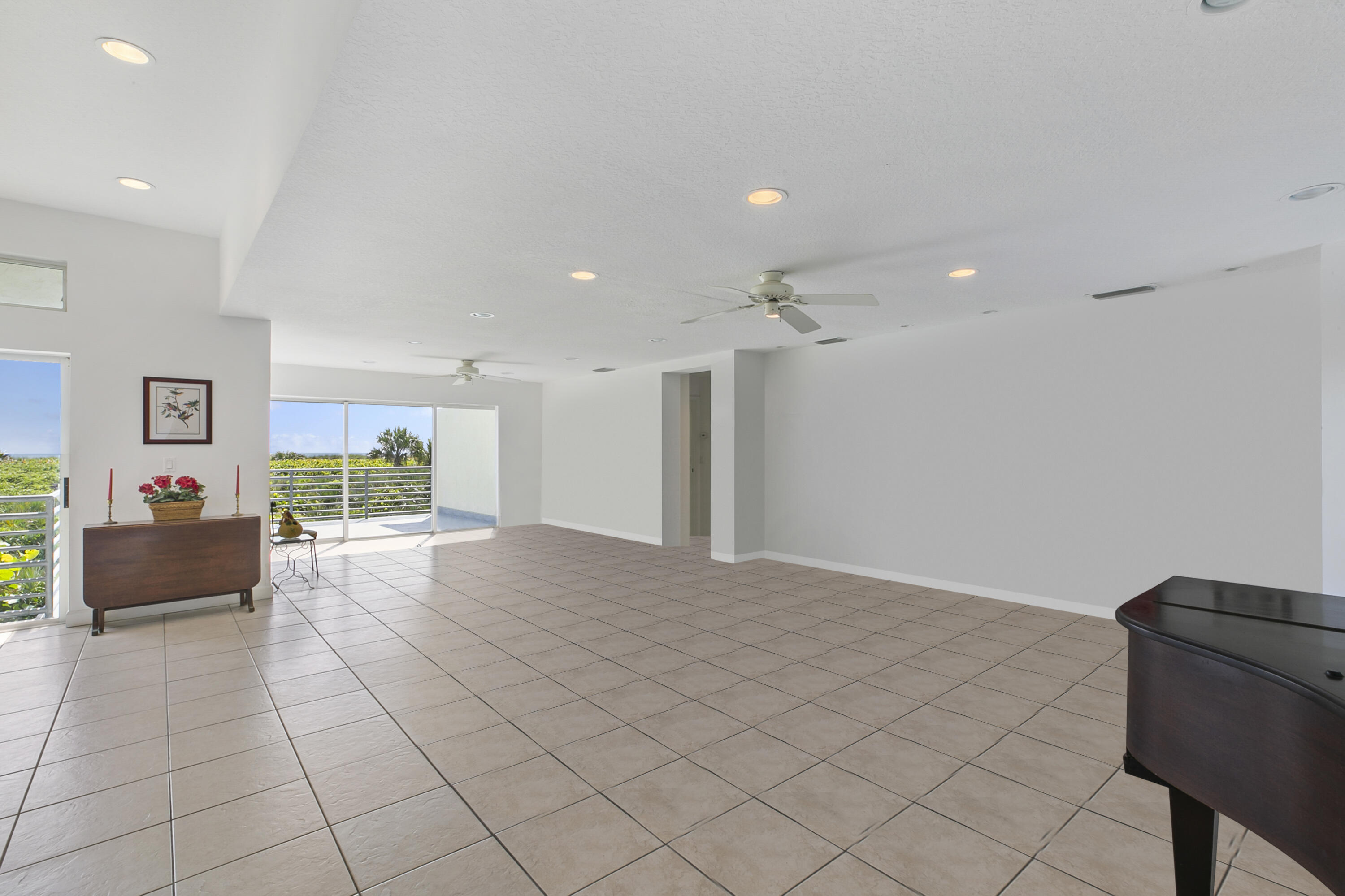 JUPITER ISLAND - Residential