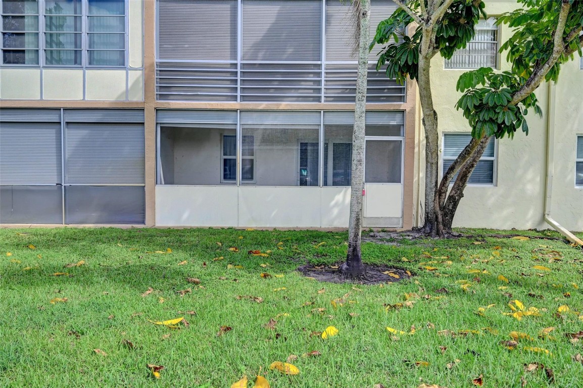 Sabal Palm Village - Residential