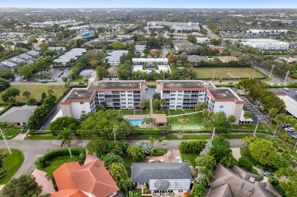 TROPIC BAY CONDO - Residential